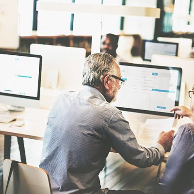 adaptar-optimizar-tu-empresa-para-atender-personas-mayores-Opcion-Mayor